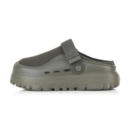 Taylor Clogs